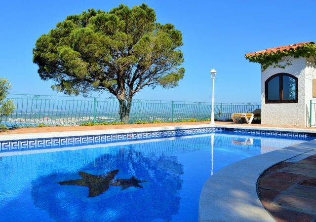 Spanish Property pool