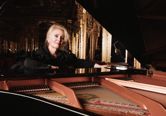Tamara Konstantin pianist